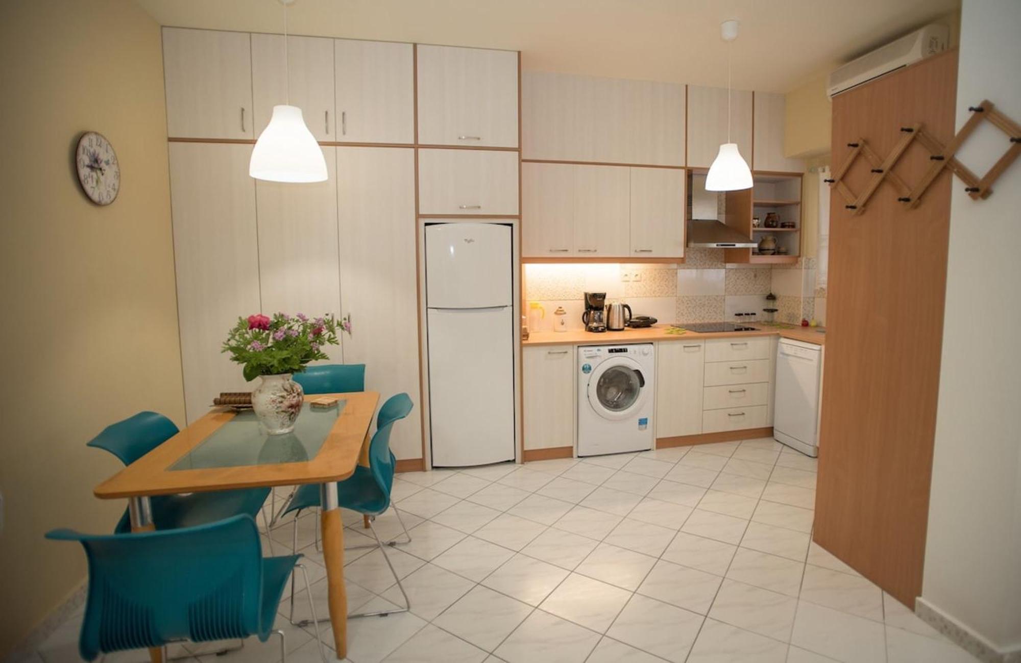 Comfi Apartment Kleio イラクリオン エクステリア 写真