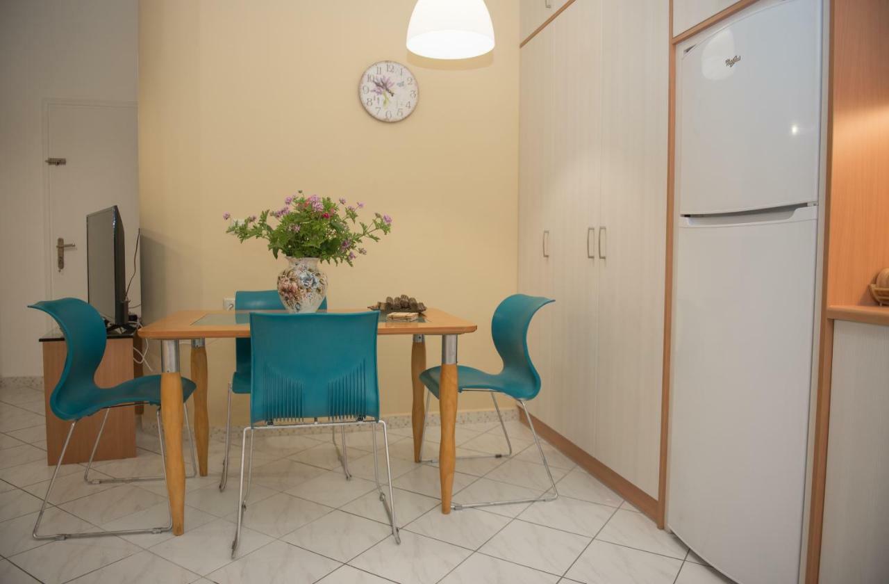 Comfi Apartment Kleio イラクリオン エクステリア 写真